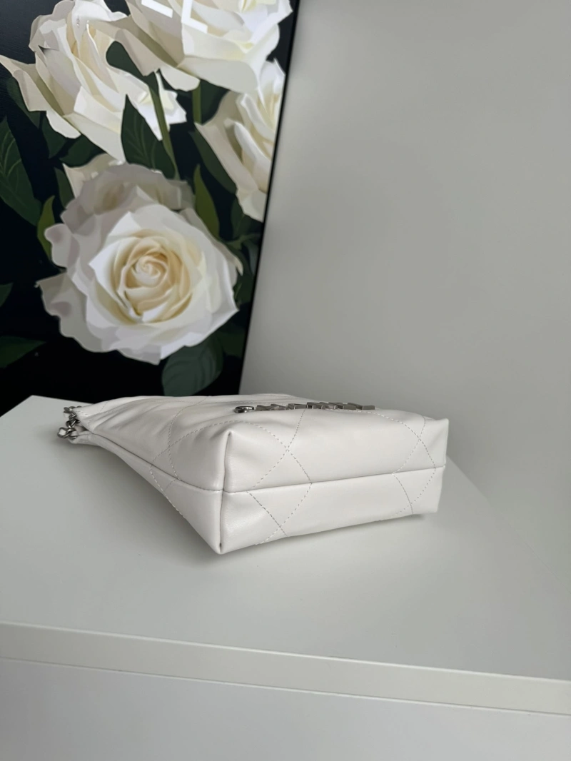 Chanel Shopping Bags 4017-0005