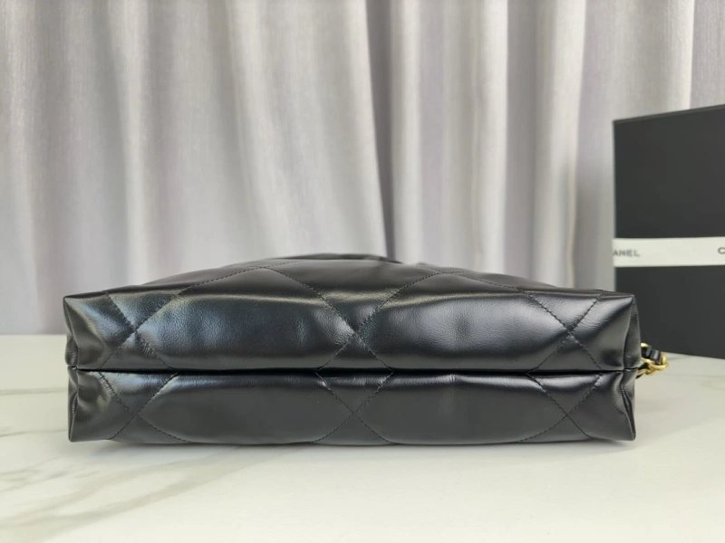 Chanel Shopping Bags 4017-0040