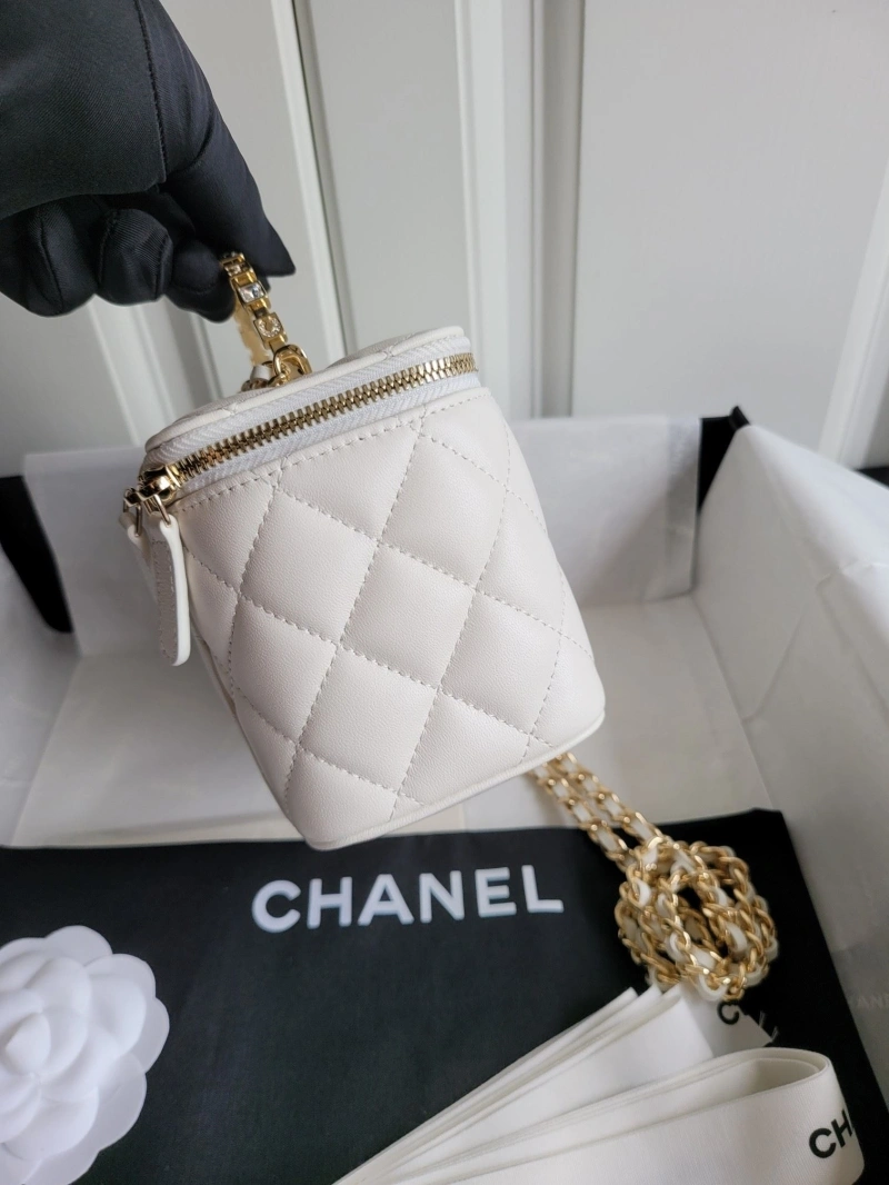 Chanel Cosmetic Bags 4017-0041