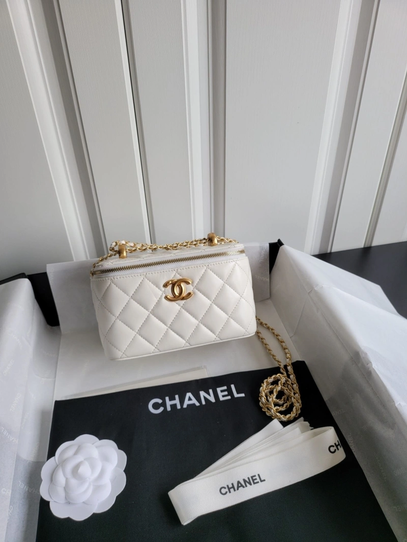 Chanel Cosmetic Bags 4017-0042