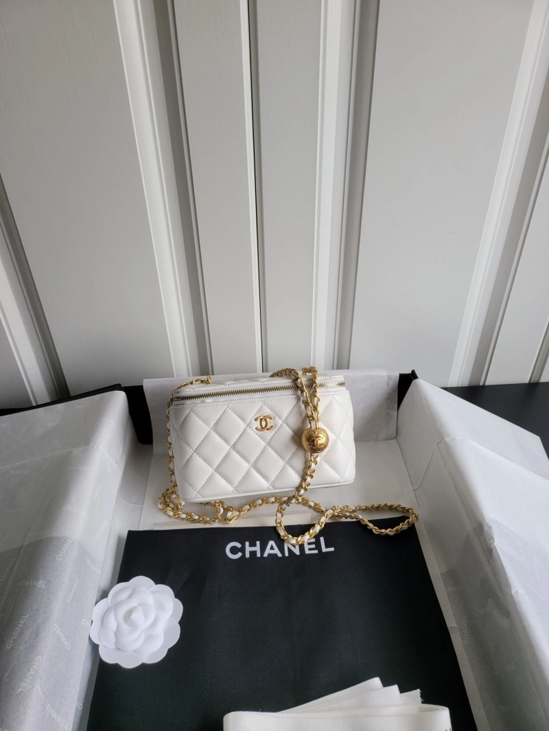 Chanel Cosmetic Bags 4017-0043