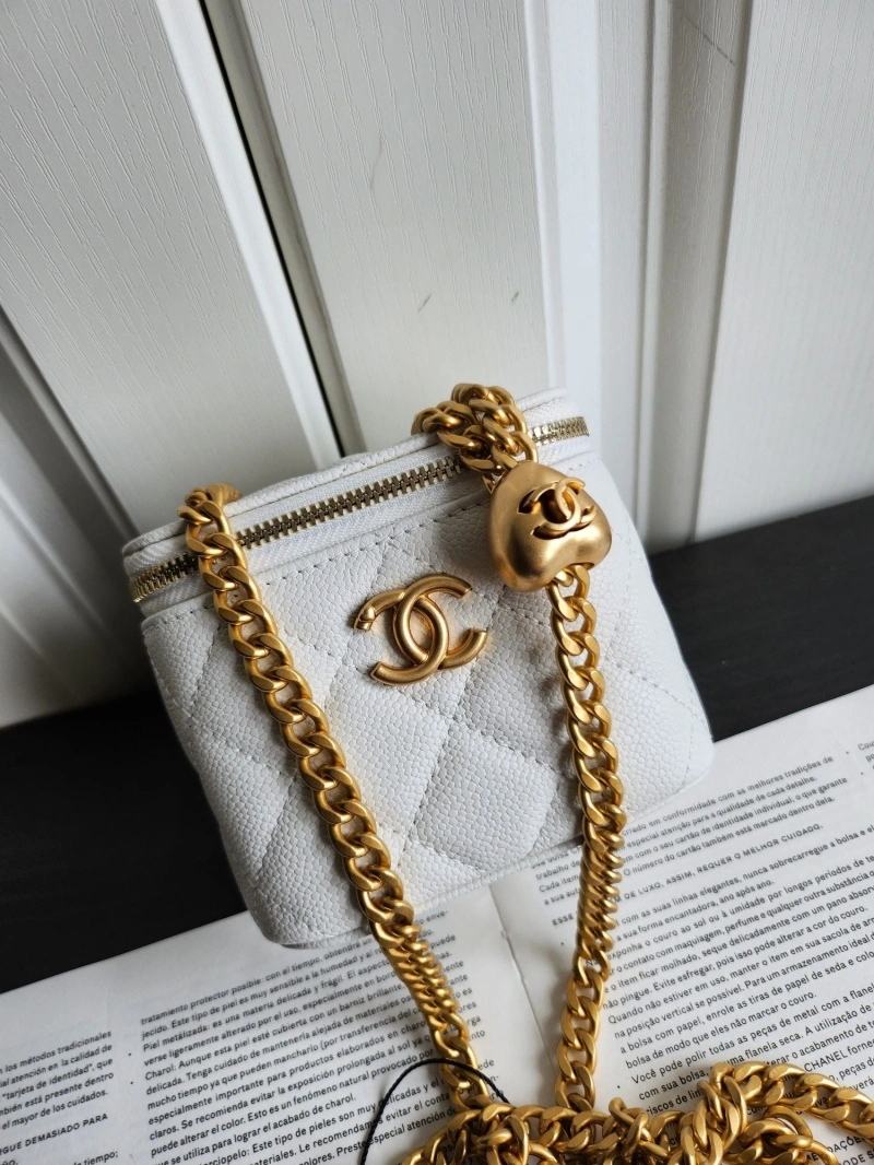 Chanel Cosmetic Bags 4017-0075
