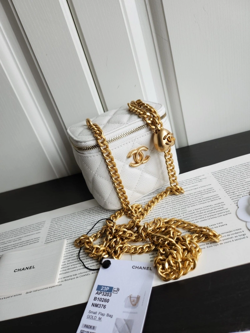 Chanel Cosmetic Bags 4017-0075