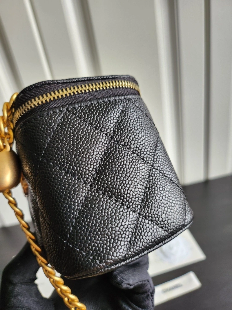 Chanel Cosmetic Bags 4017-0076