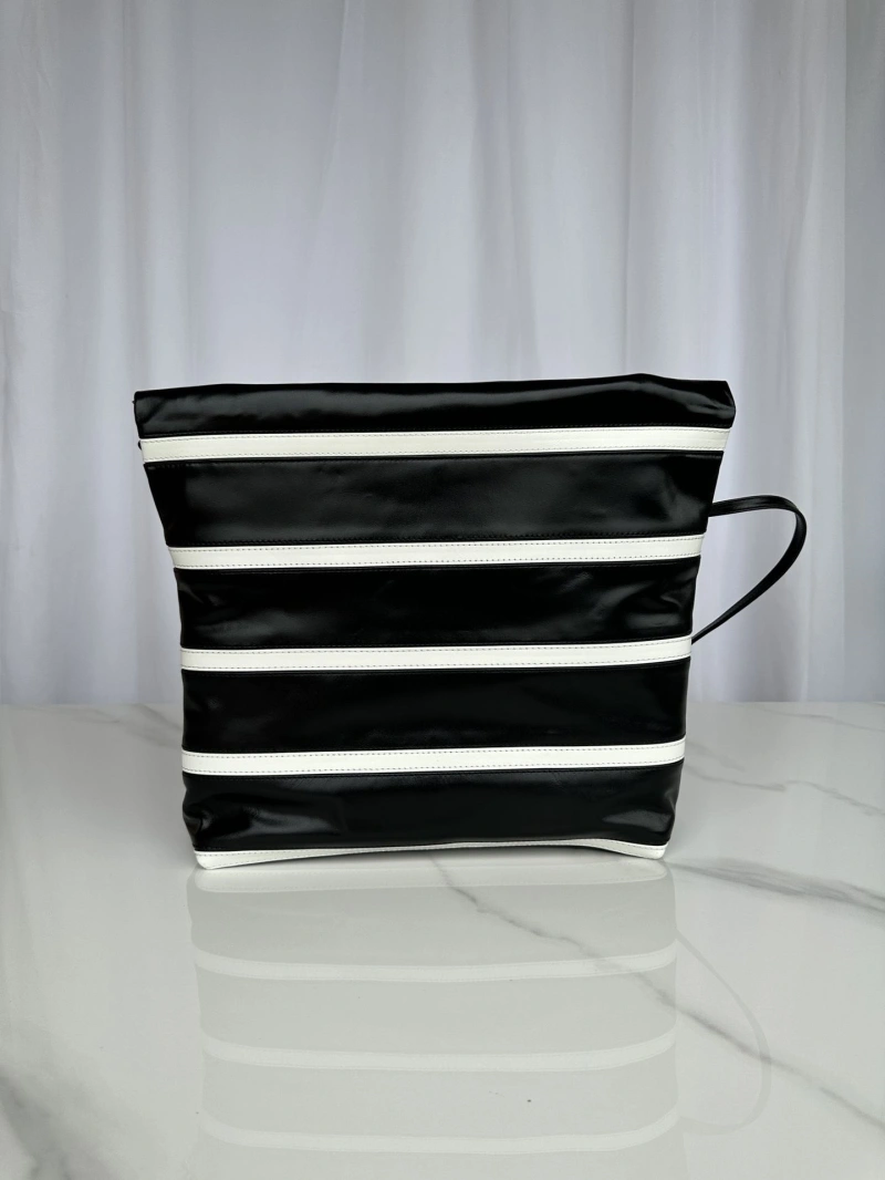 Chanel Shopping Bags 4017-0161