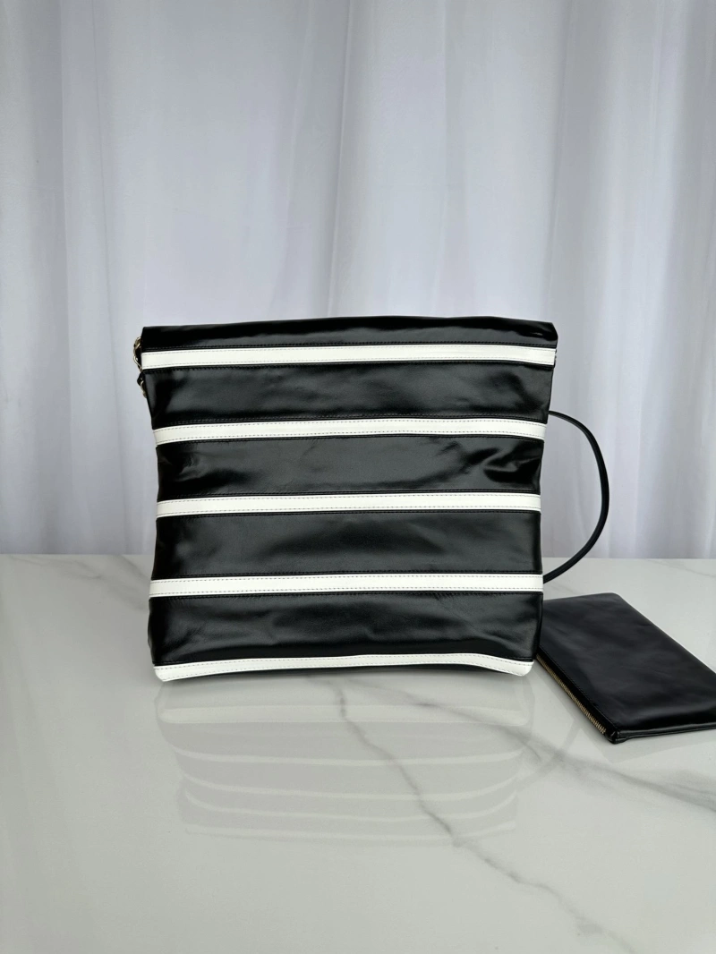 Chanel Shopping Bags 4017-0161