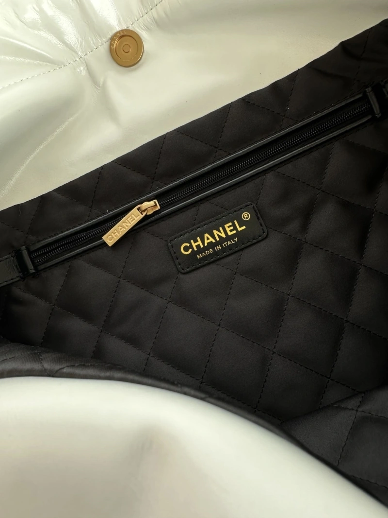 Chanel Shopping Bags 4017-0162