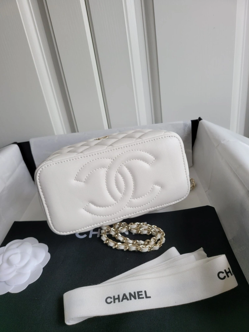 Chanel Cosmetic Bags 4017-0225