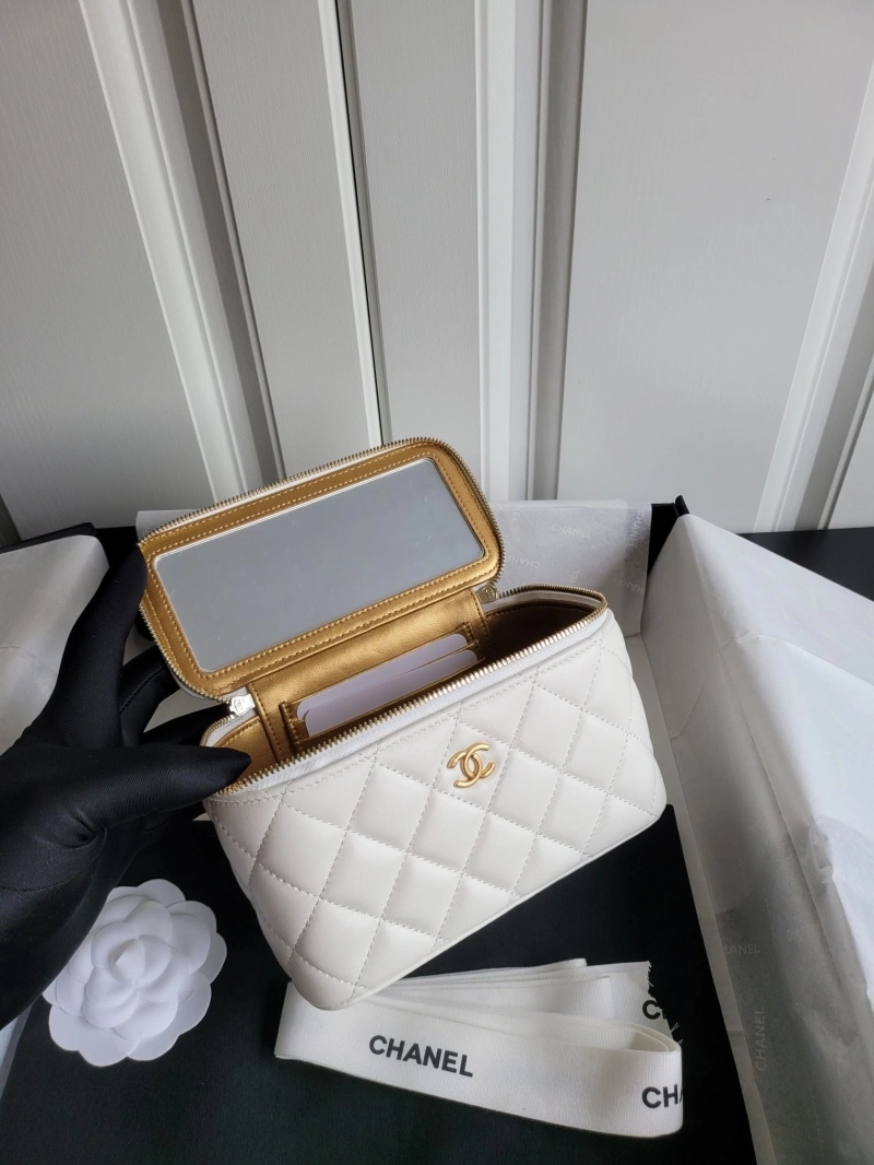 Chanel Cosmetic Bags 4017-0227
