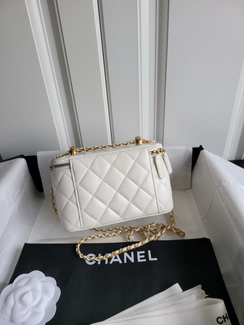 Chanel Cosmetic Bags 4017-0228