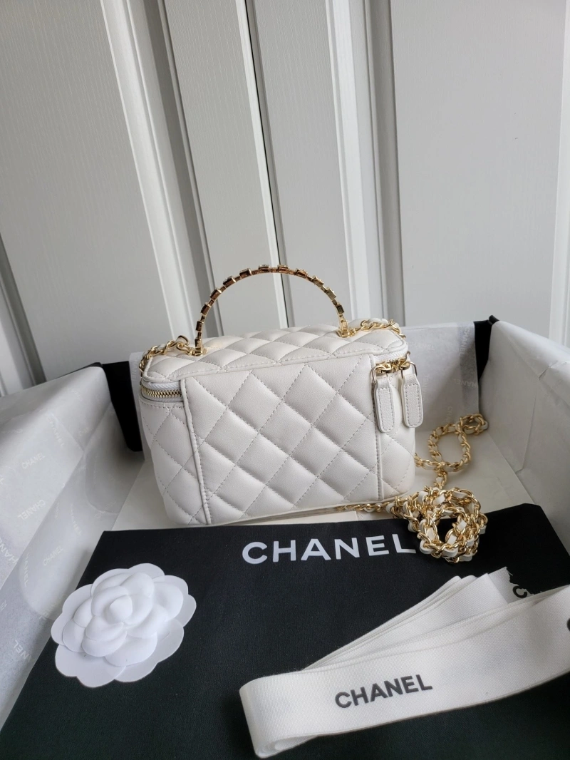 Chanel Cosmetic Bags 4017-0229