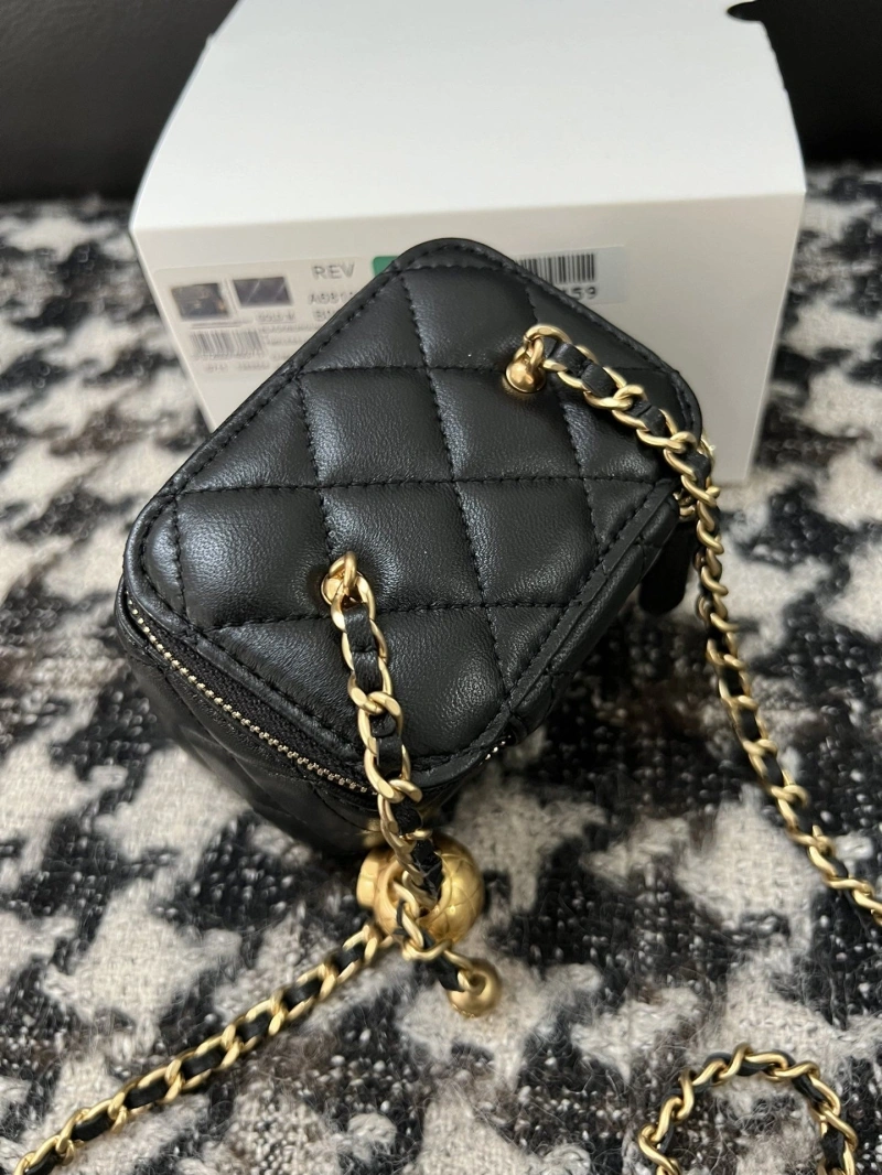 Chanel Cosmetic Bags 4017-0346