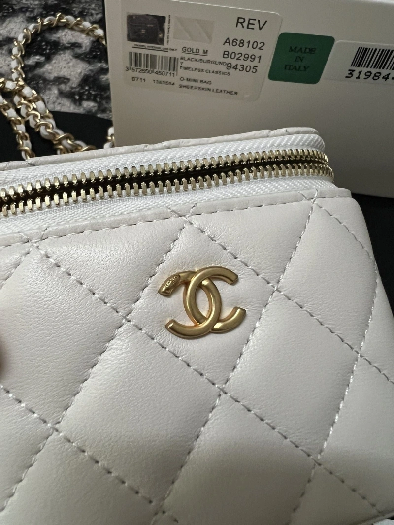 Chanel Cosmetic Bags 4017-0347