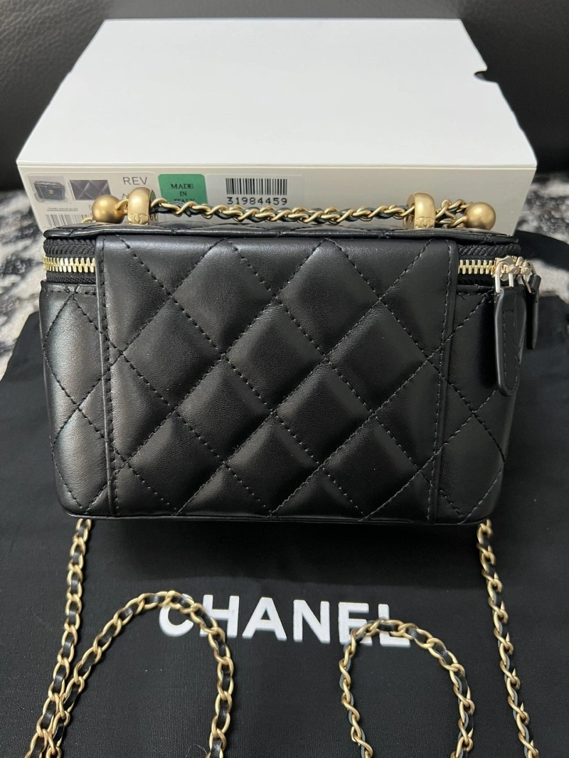 Chanel Cosmetic Bags 4017-0352