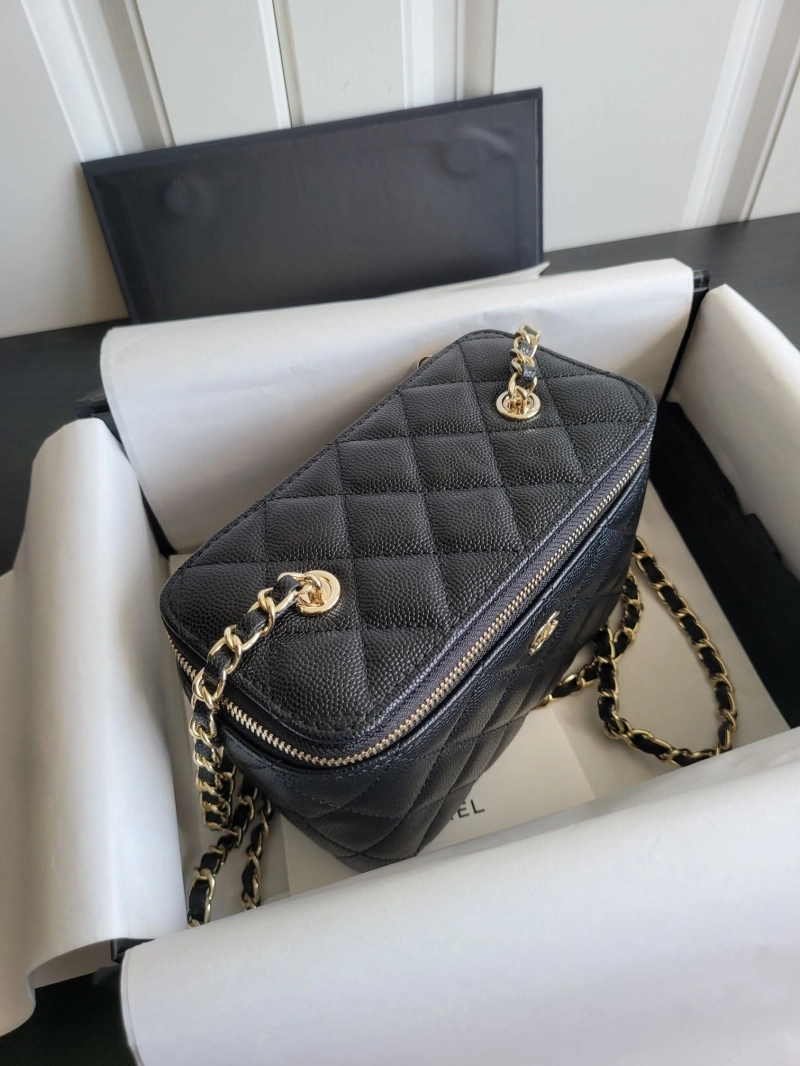 Chanel Cosmetic Bags 4017-0360