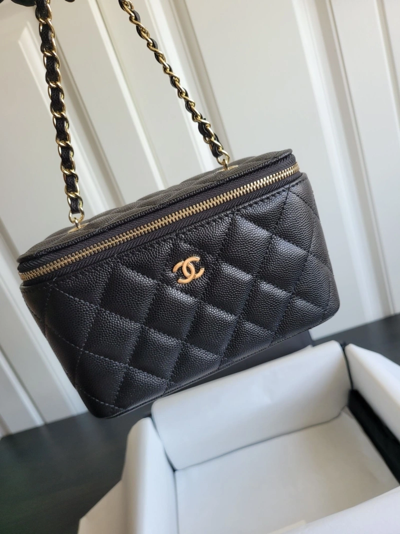 Chanel Cosmetic Bags 4017-0360