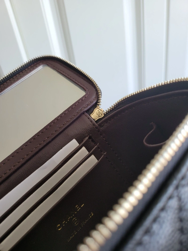 Chanel Cosmetic Bags 4017-0360