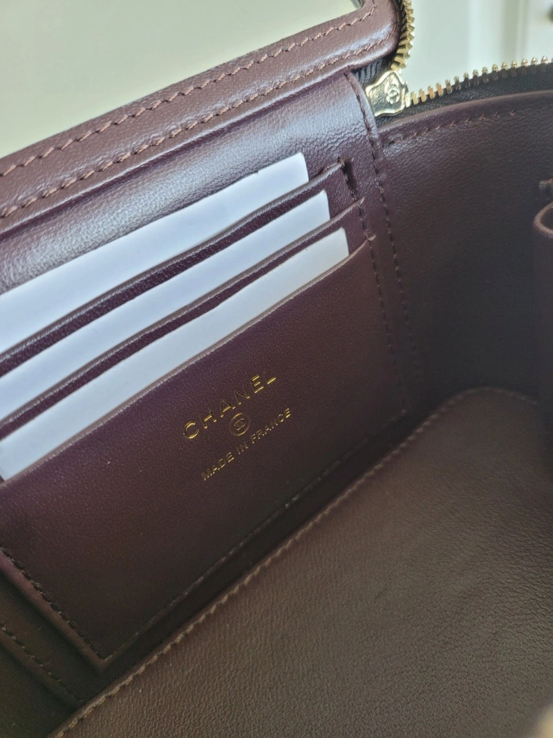 Chanel Cosmetic Bags 4017-0360