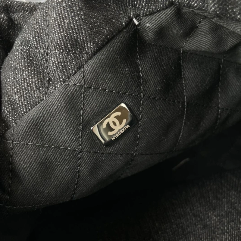 Chanel Shopping Bags 4017-0383