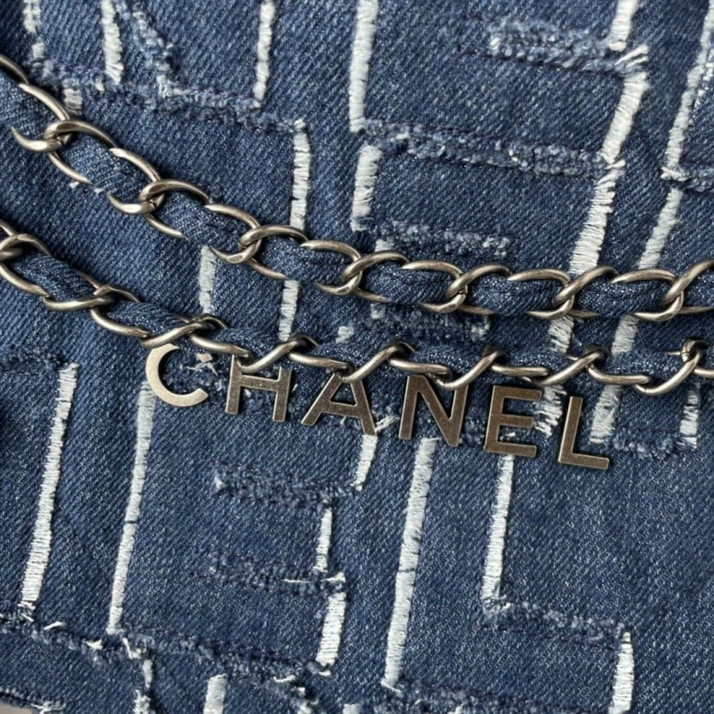 Chanel Shopping Bags 4017-0384