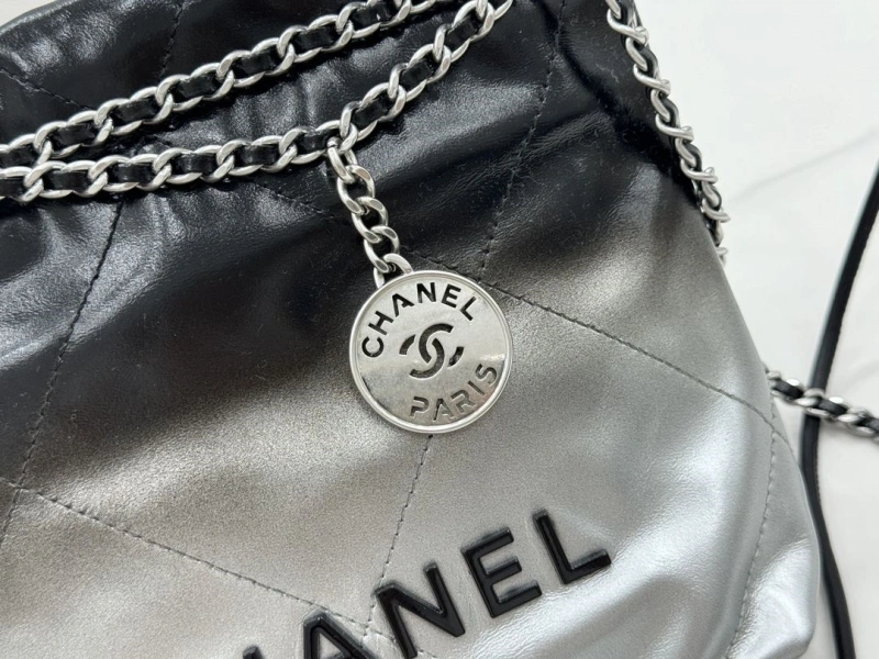 Chanel Shopping Bags 4017-0390