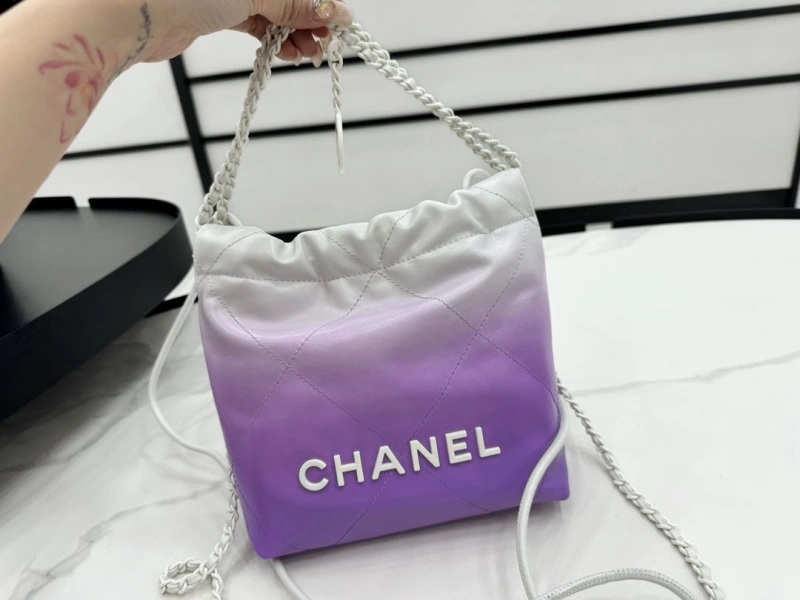 Chanel Shopping Bags 4017-0394