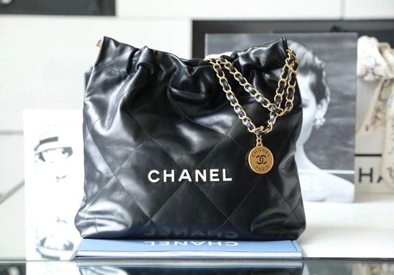 Chanel Shopping Bags 4017-0399