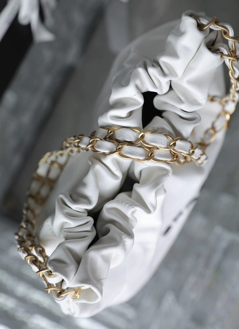 Chanel Shopping Bags 4017-0403