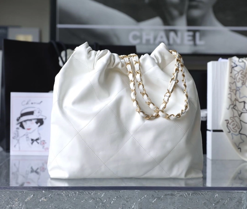 Chanel Shopping Bags 4017-0403