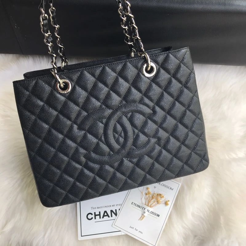 Chanel Shopping Bags 4017-0443