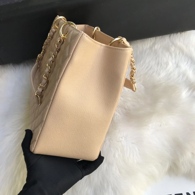 Chanel Shopping Bags 4017-0445