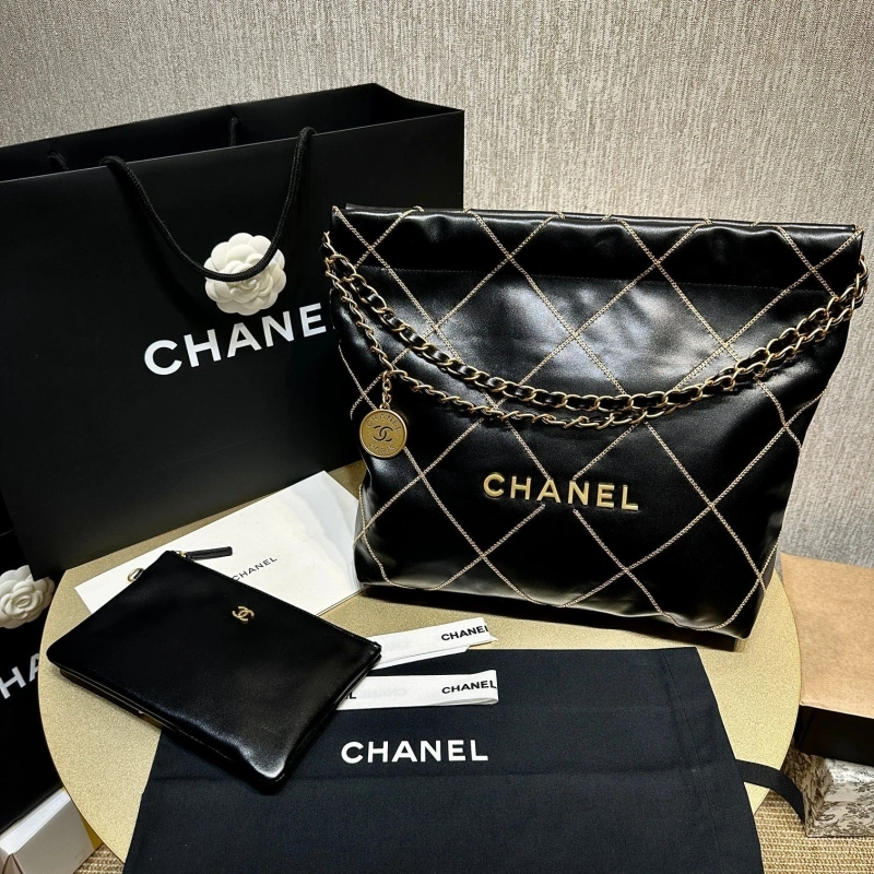 Chanel Shopping Bags 4017-0449