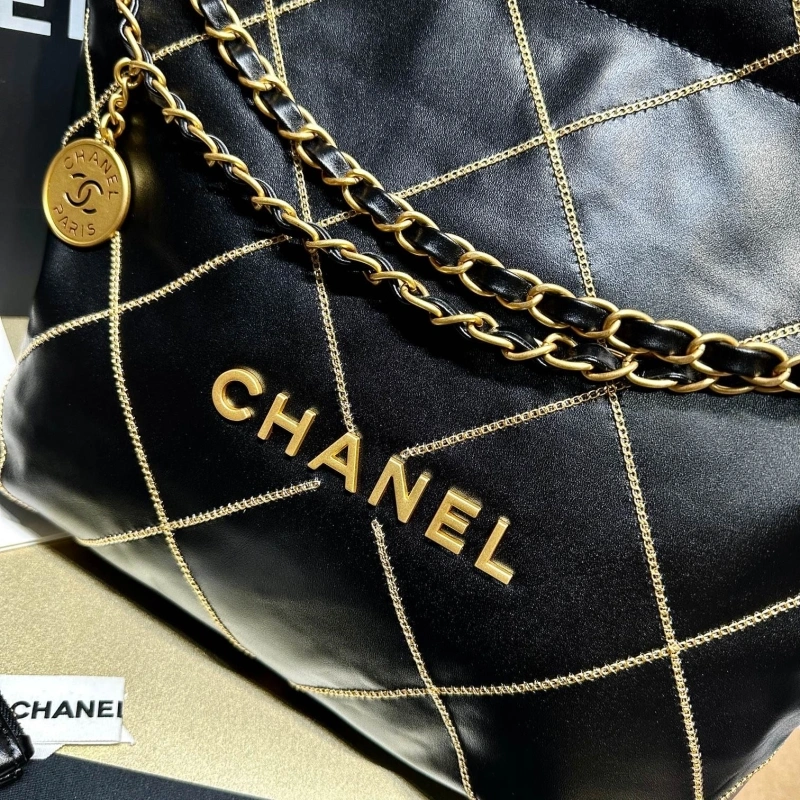 Chanel Shopping Bags 4017-0449