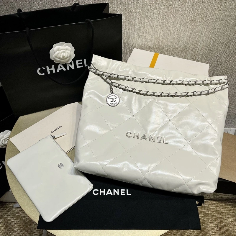 Chanel Shopping Bags 4017-0455
