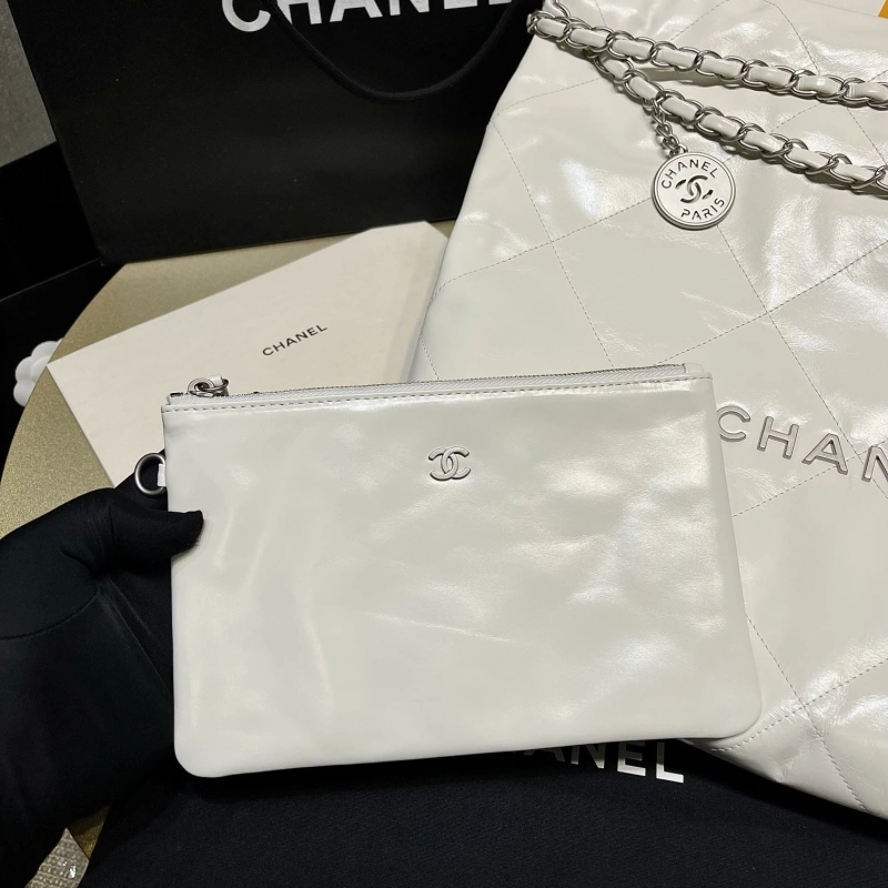 Chanel Shopping Bags 4017-0455