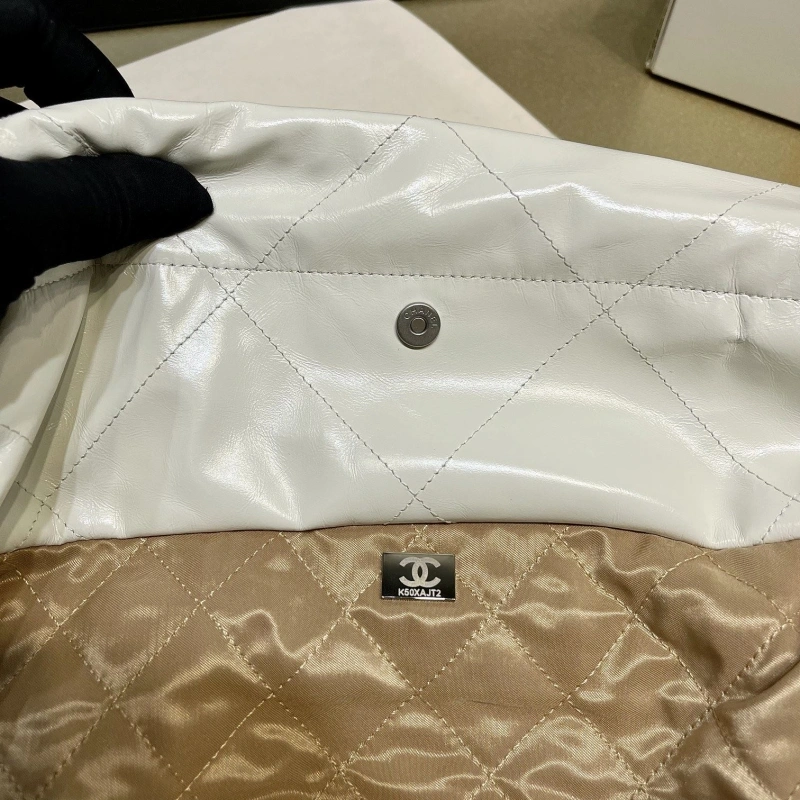 Chanel Shopping Bags 4017-0455