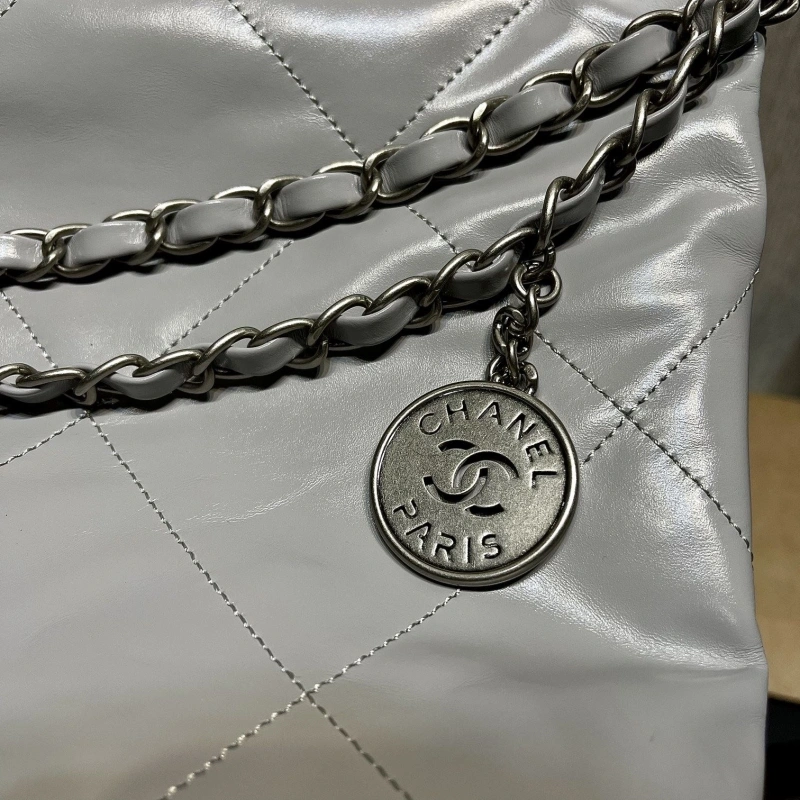 Chanel Shopping Bags 4017-0456