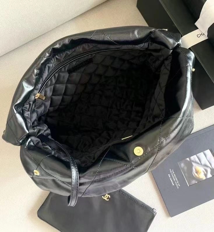 Chanel Shopping Bags 4017-0459