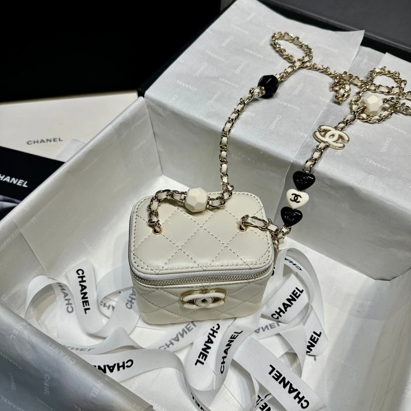 Chanel Cosmetic Bags 4017-0464