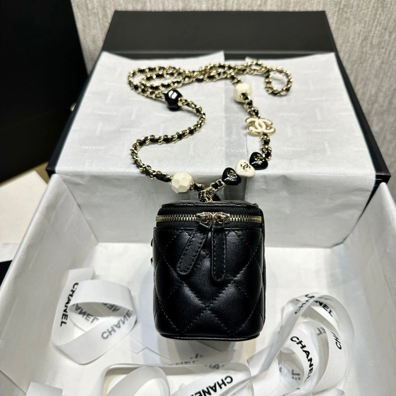 Chanel Cosmetic Bags 4017-0468