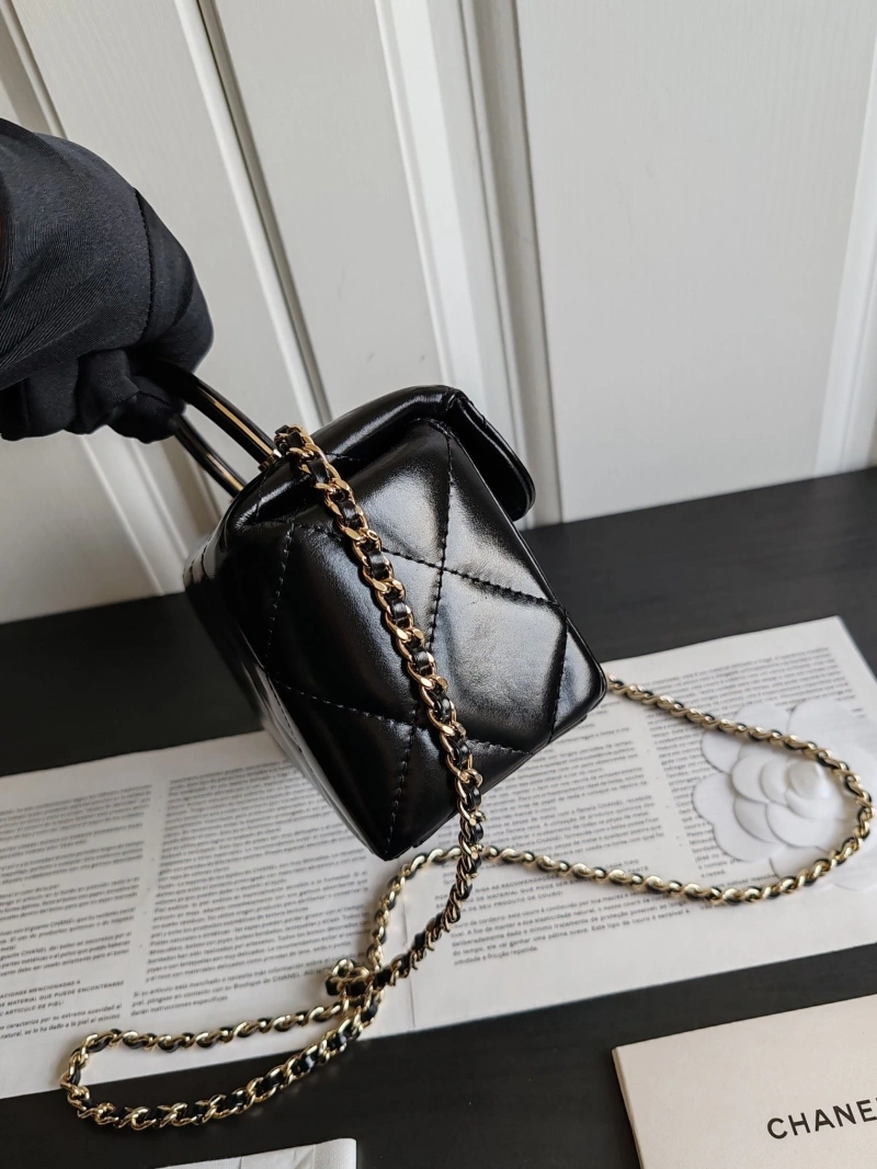 Chanel Cosmetic Bags 4017-0500