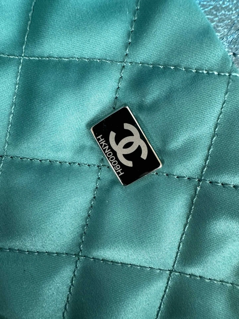 Chanel Shopping Bags 4017-0589