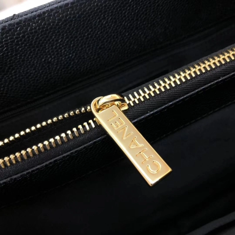 Chanel Shopping Bags 4017-0610