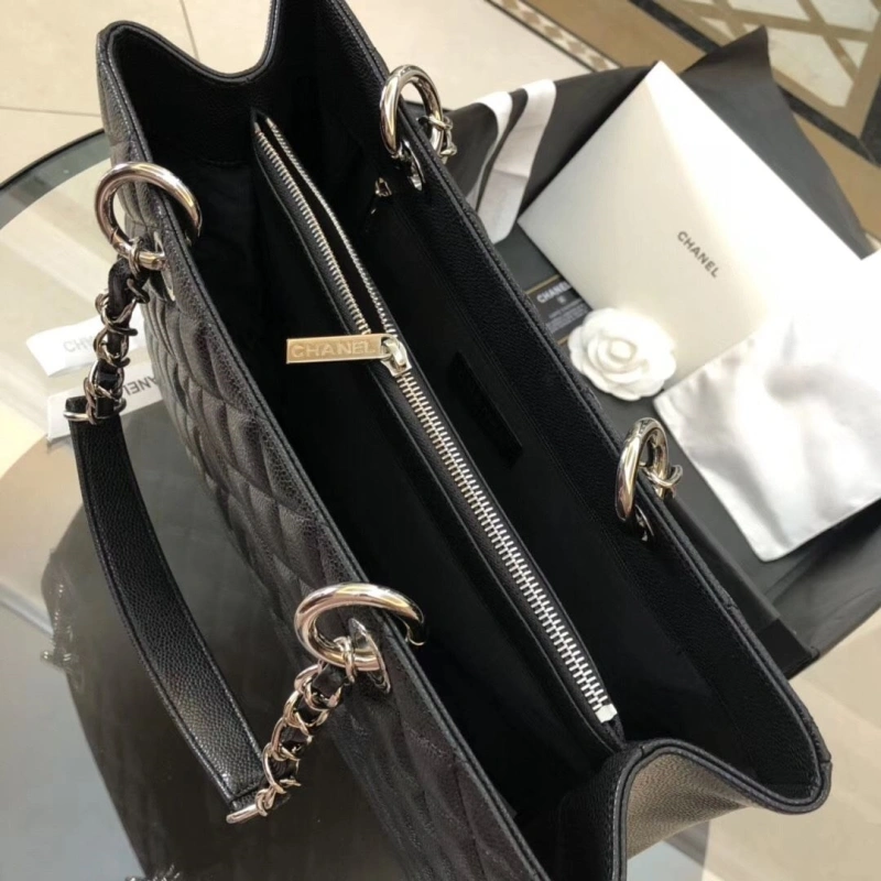 Chanel Shopping Bags 4017-0611