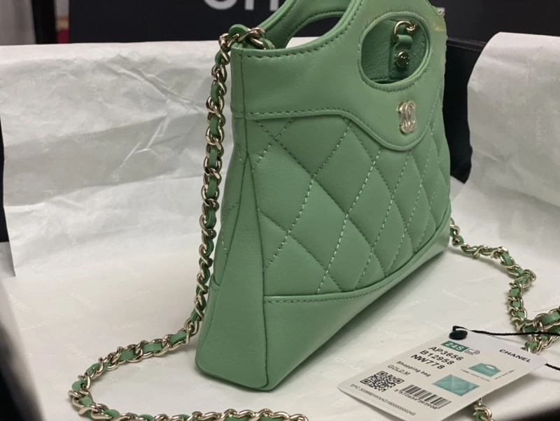 Chanel Shopping Bags 4017-0650