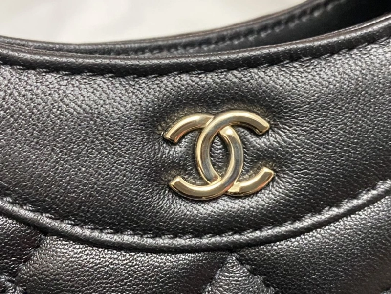 Chanel Shopping Bags 4017-0652