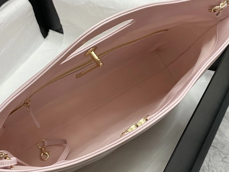 Chanel Shopping Bags 4017-0656