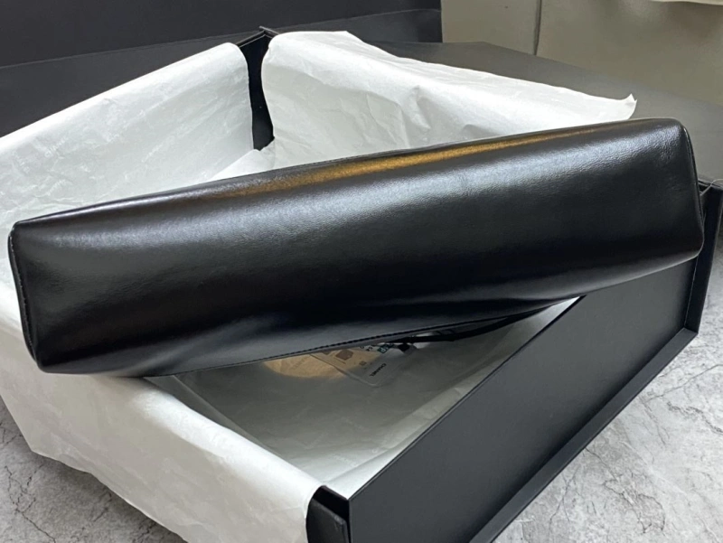 Chanel Shopping Bags 4017-0657