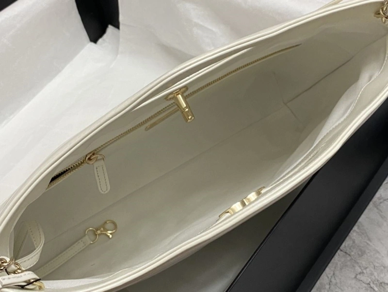 Chanel Shopping Bags 4017-0658