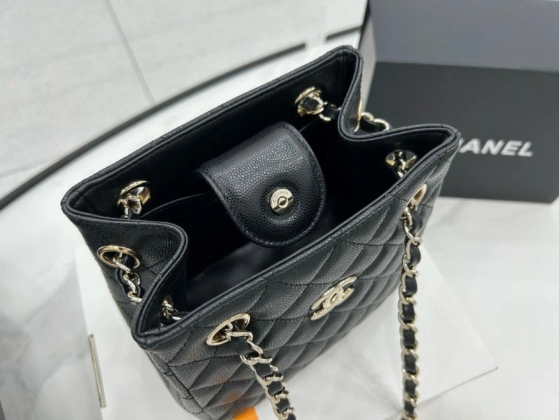 Chanel Shopping Bags 4017-0666